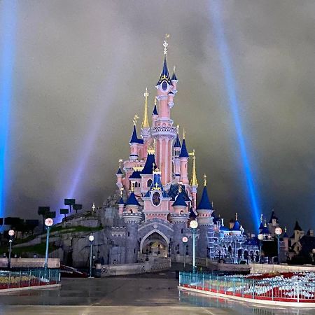 Swann Disney Appartement Montevrain Bagian luar foto